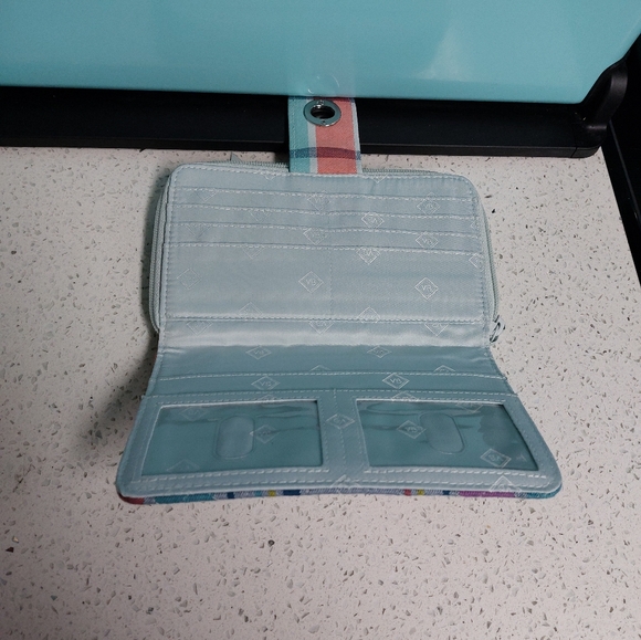 Turnlock Wallet Pastel Plaid NWT - Picture 4 of 4